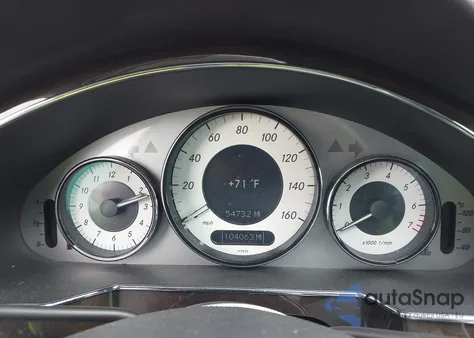 2009 Mercedes-Benz Cls 550 z USA, uszkodzony, nr VIN WDDDJ72X39A153969